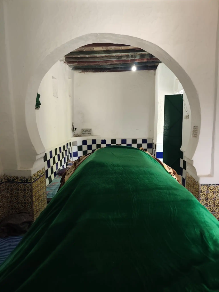 ضريح سيدي عمر غيلان‎ - بني ڭرفط