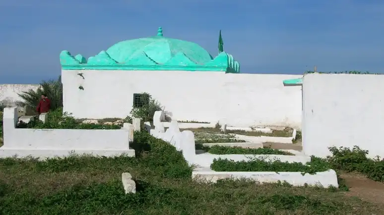 ضريح سيدي عبد الله اليابوري‎