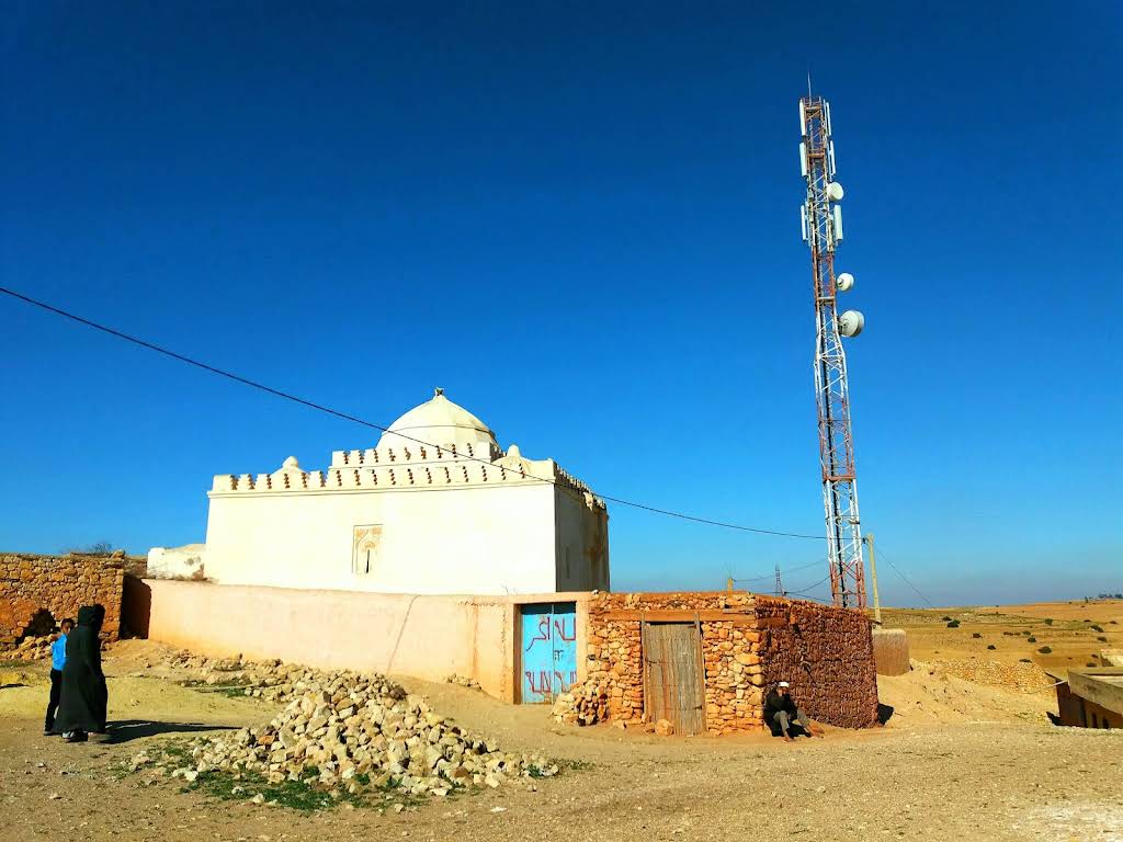 الزاوية البوسونية