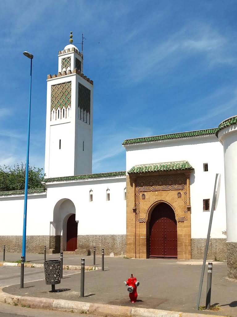 الزاوية التيجانية عين الشق
