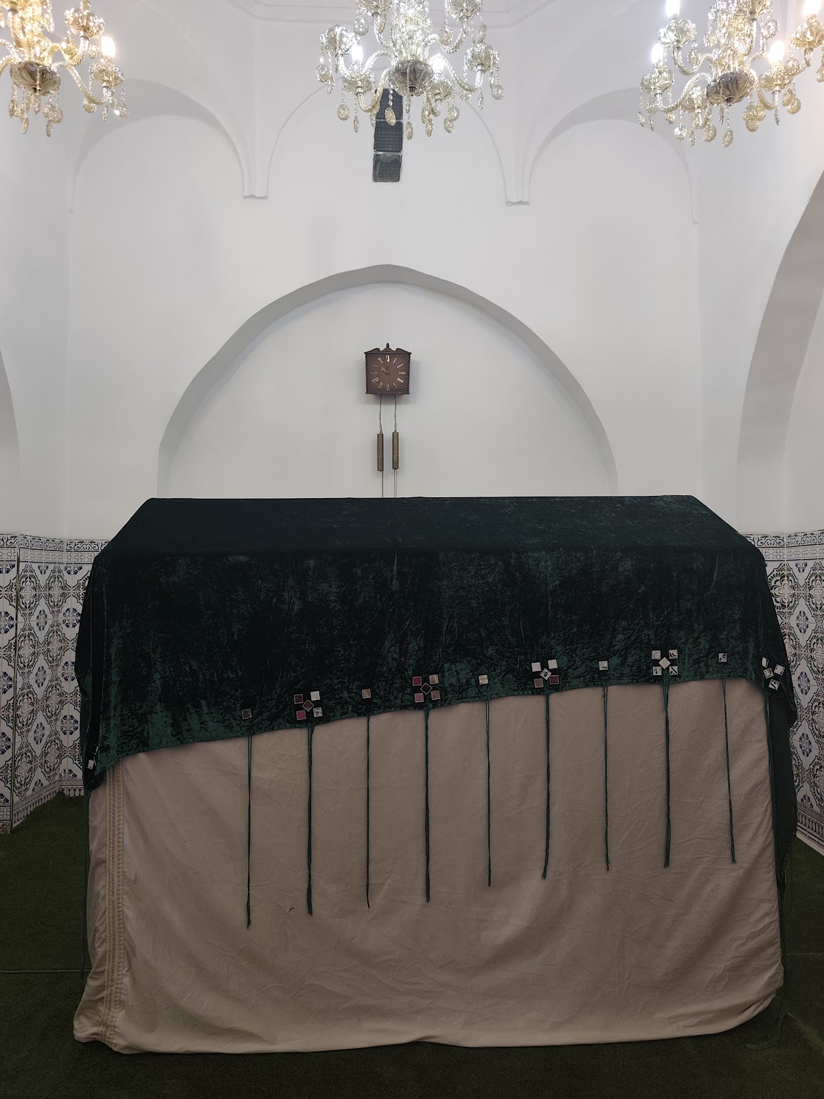 ضريح لالة منانة